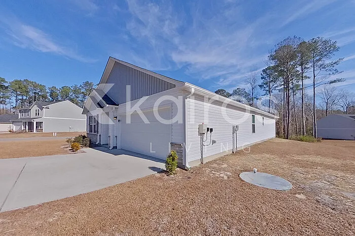 2617 Provence Dr SE — Photo 3
