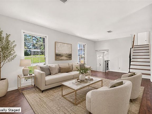 5th image of 133 Pineridge Rd