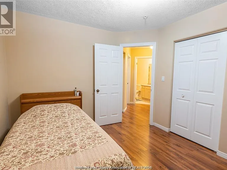 4012 Acorn Cres #UPPER — Photo 7