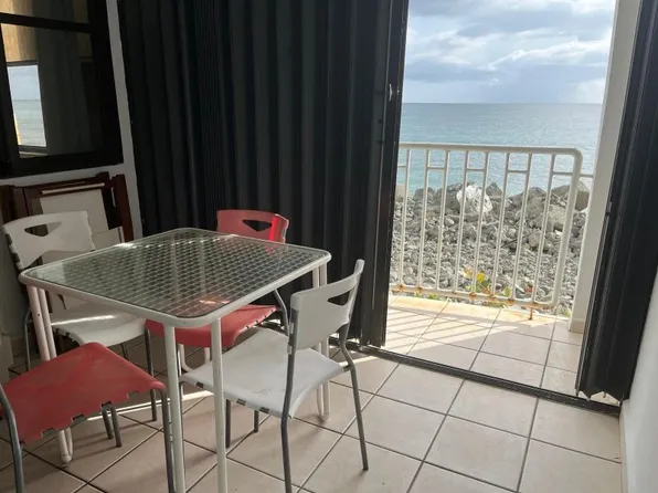 Cond Victoria Del Mar APT 1F, Rincon, PR 00677