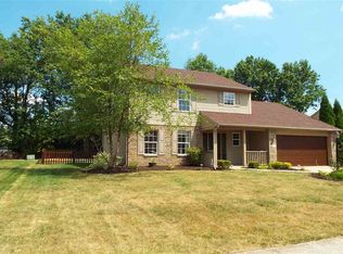 5416 Stonehill Ct, Fort Wayne, IN 46835