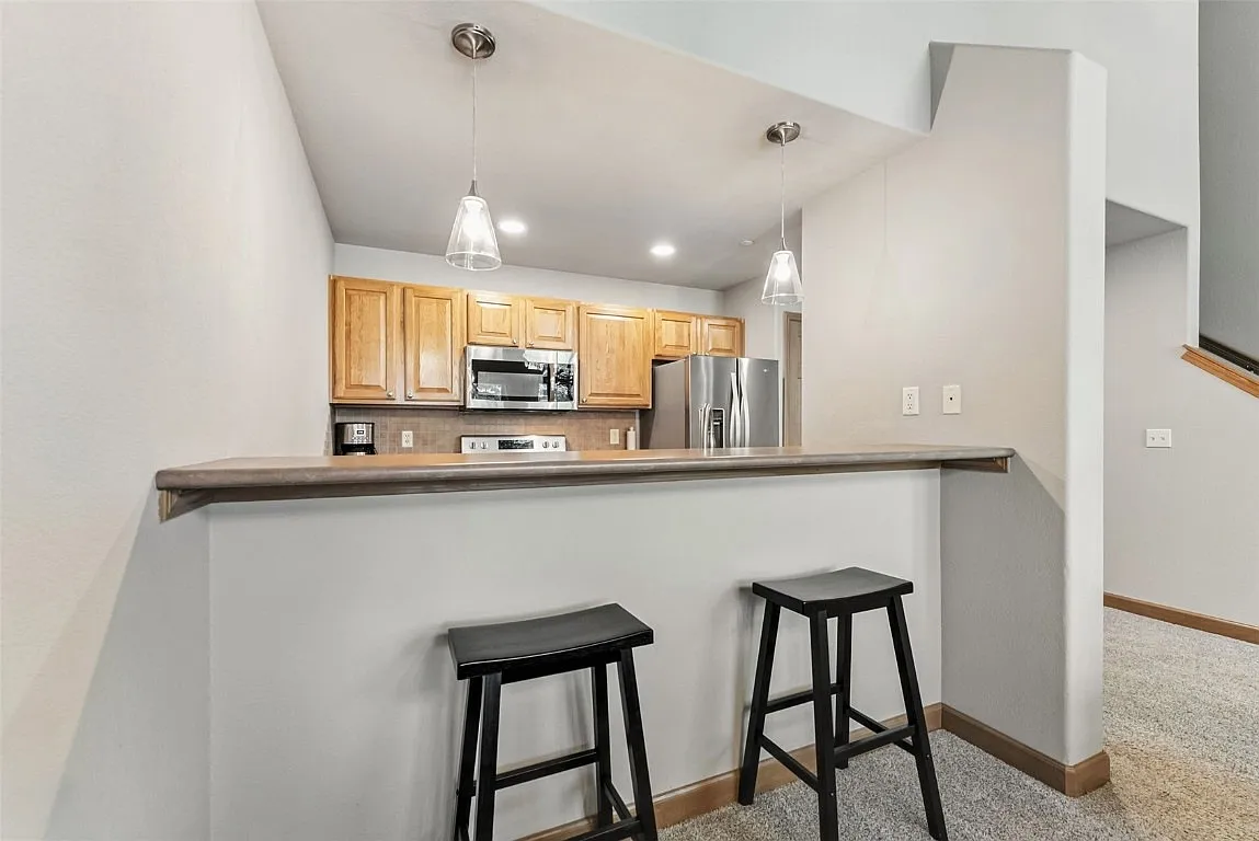 2 bed, 1247 sqft, $3,550 — Photo 3