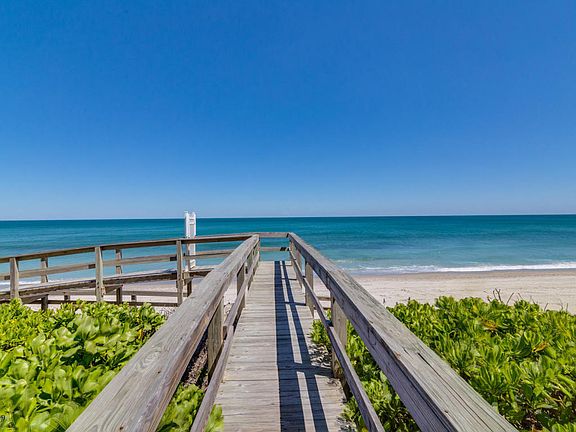 3rd image of 1095 Florida A1a #2201