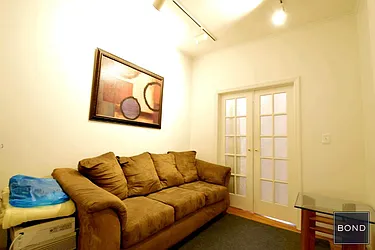 Rented by Bond New York