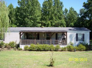 1358 Crystal Ln, Manning, SC 29102