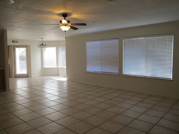 5th image of 7653 N Meridian Ave