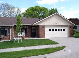 1310 Silver Ridge Rd #48, Lincoln, NE 68510