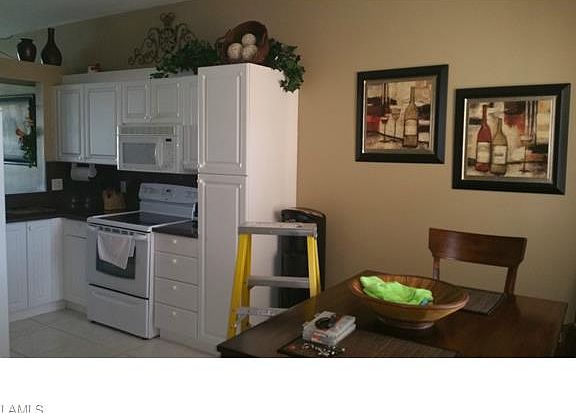 3rd image of 480 Robin Hood Cir Unit 101
