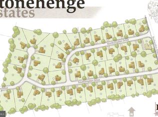 401 Southampton Dr #33, Lititz, PA 17543