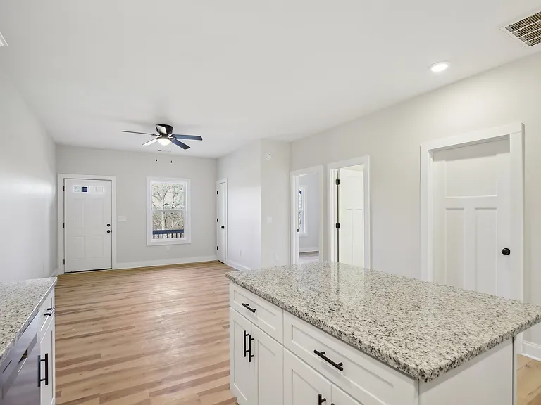 90 Five Oak Ln — Photo 2