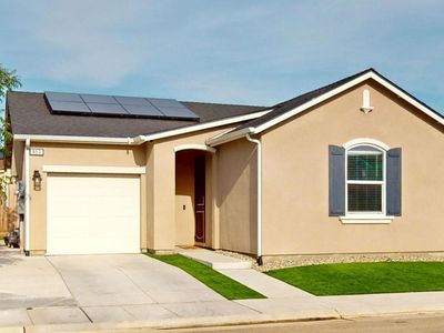 853 Corazon Ave, Clovis, CA, 93619