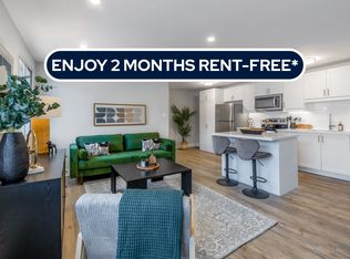 1111 Forestwood Dr #7D, Mississauga, ON L5C1H3