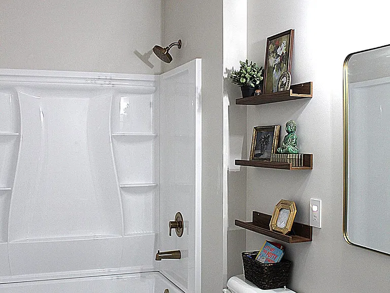 221 Seville St — Photo 26