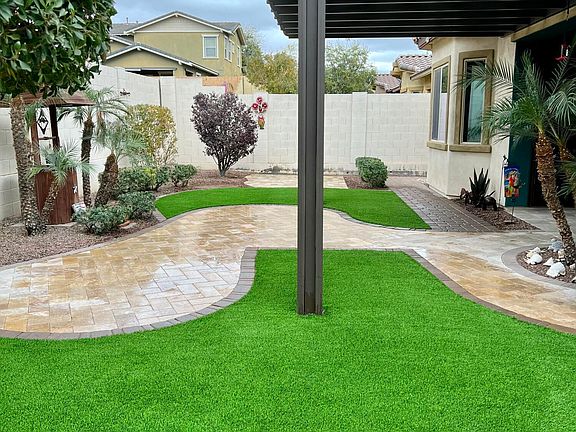 3rd image of 20962 W Thomas Rd