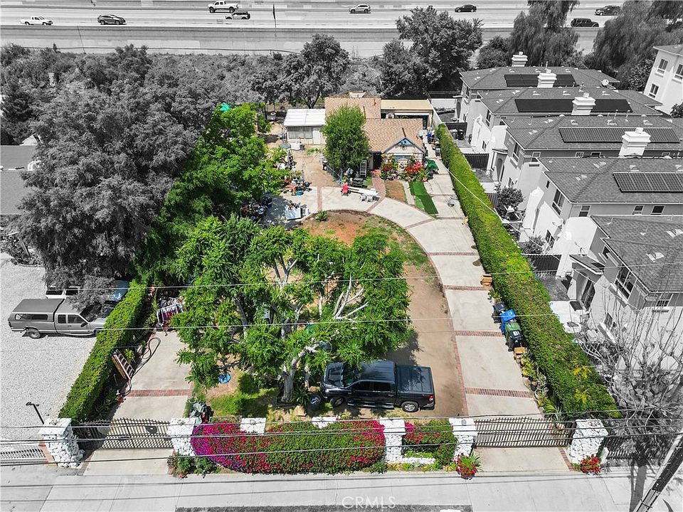 1st image of 8631 Orion Ave
