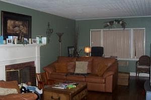 3rd image of 171 Fairview Lck