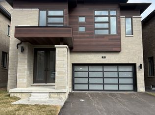 15 Keyworth Cres, Brampton, ON L6R4G3