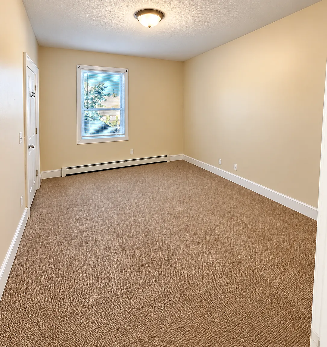 5 bed, 2483 sqft, $3,050 — Photo 4
