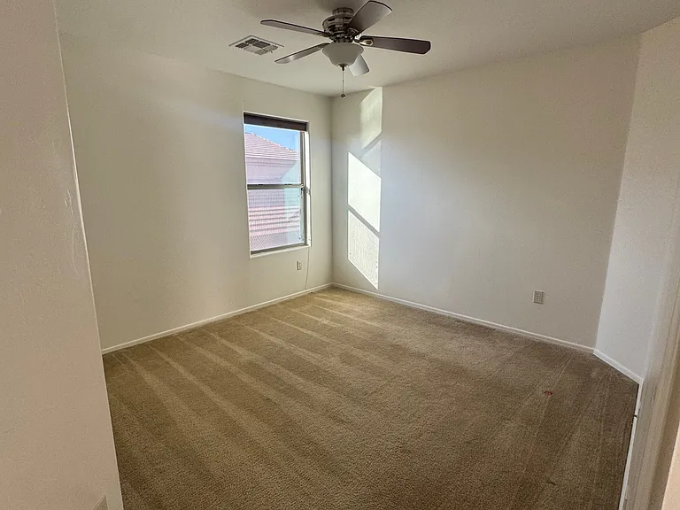 318 S Princess Erica Dr — Photo 16