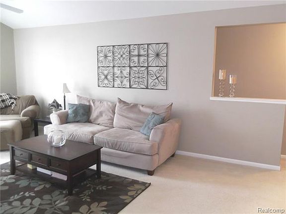 4th image of 28244 Oakmonte Cir E