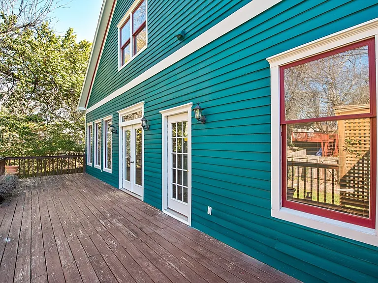 623 Cherokee Ave SE — Photo 37