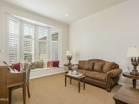 5th image of 10140 E Caron St