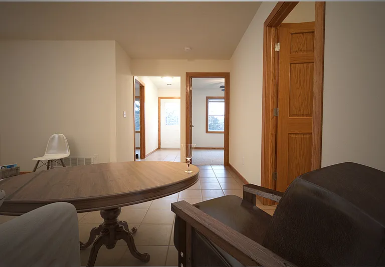 522 Lulu Ln — Photo 8