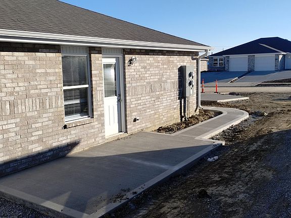3rd image of 1505 Coventry Ct #2