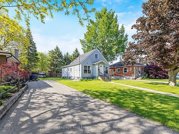 4th image of 19 Beaucourt Rd