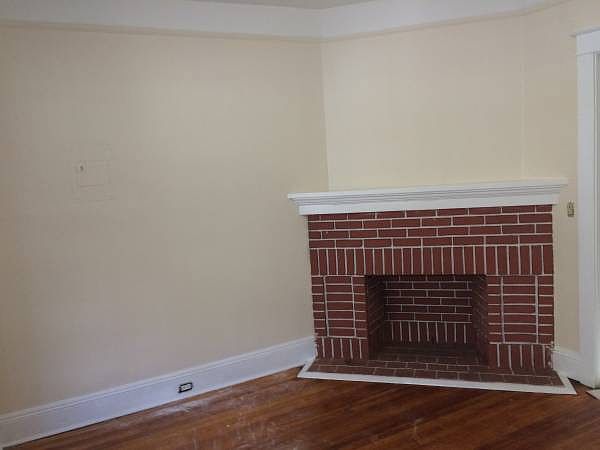 1st image of 11 Cliff St APT 1