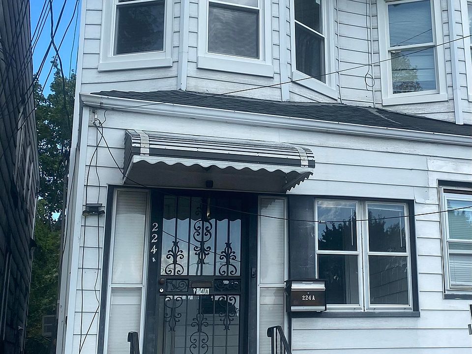 1st image of 224A Neptune Ave