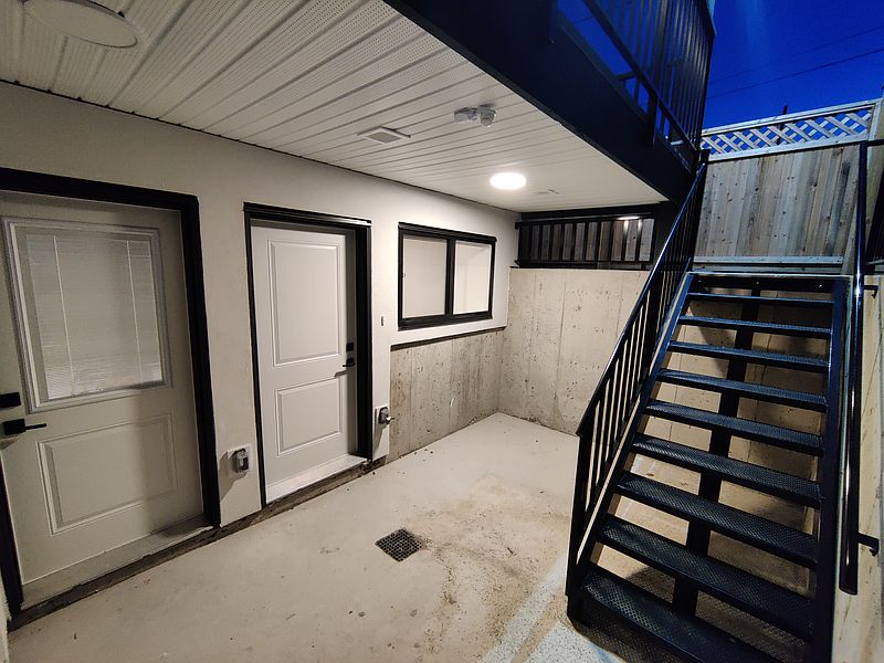 Burnaby House for rent - 1 Bedroom — photo 10