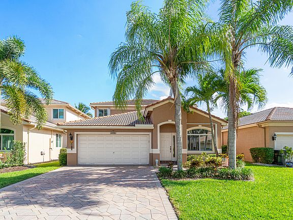 2nd image of 3790 Woodfield Drive