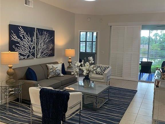 5th image of 7092 Timberland Cir #1-102