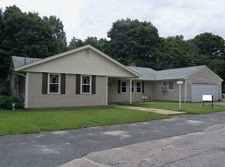 12 Soltys Ct, West Warwick, RI 02893