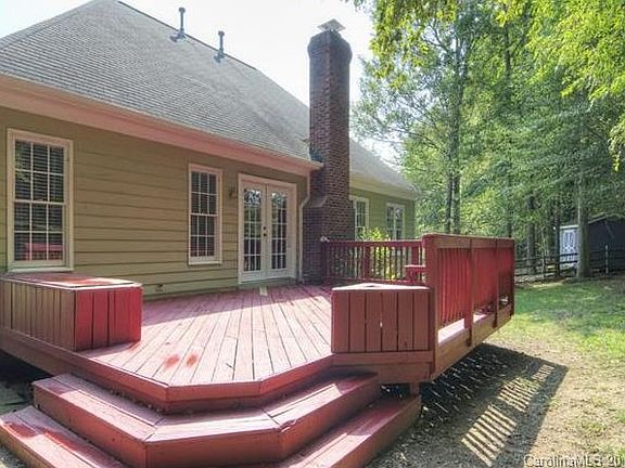 3rd image of 4431 Gladwood Ln