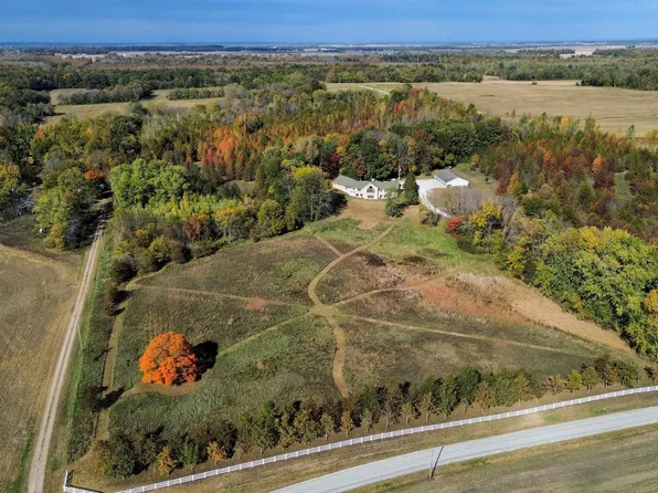 14905 Billett Ln, Saint Francisville, IL 62460