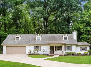 4935 Lantern Ln SW, Mableton, GA 30126