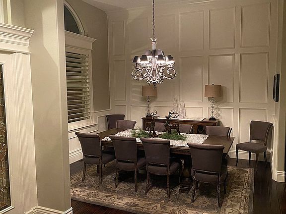 Formal Dinning Room