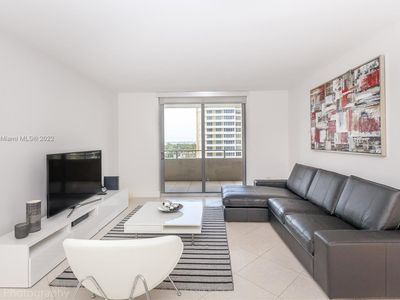 5555 Collins Ave APT 9U, Miami Beach, FL, 33140