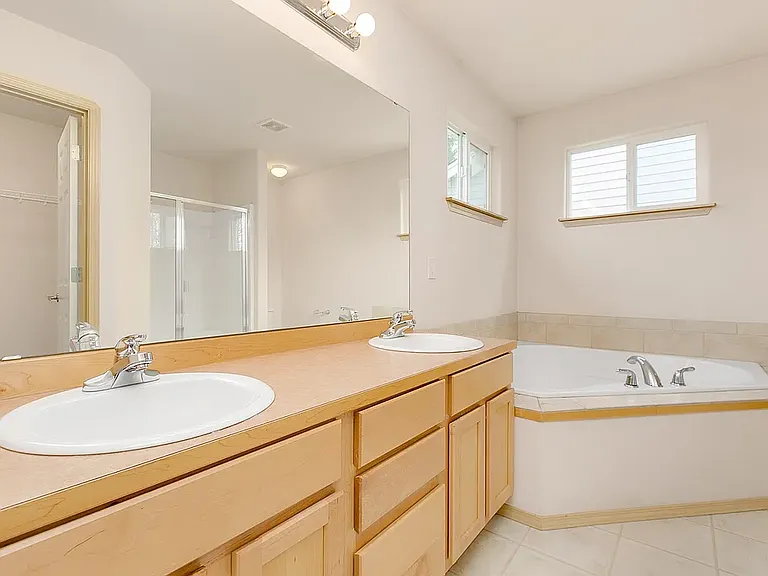 11422 23rd Pl W — Photo 10