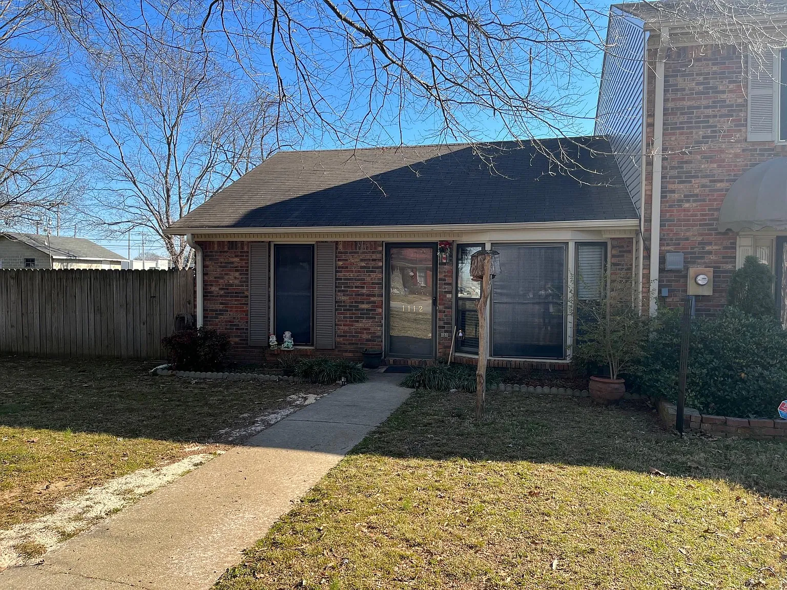 2 bed, 1285 sqft, $1,350 — Photo 1