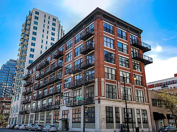 1601 S Michigan Ave APT 405, Chicago, IL 60616