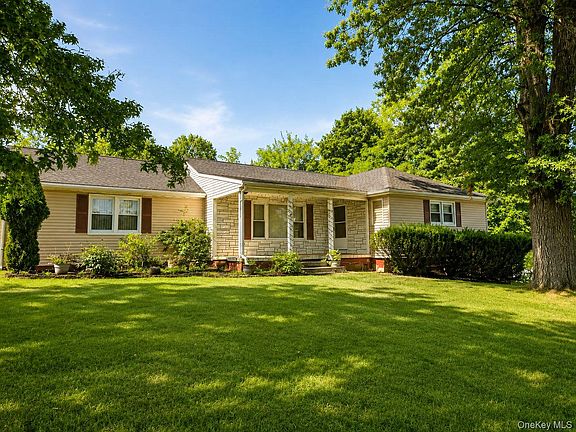 2nd image of 19 Stewart Place