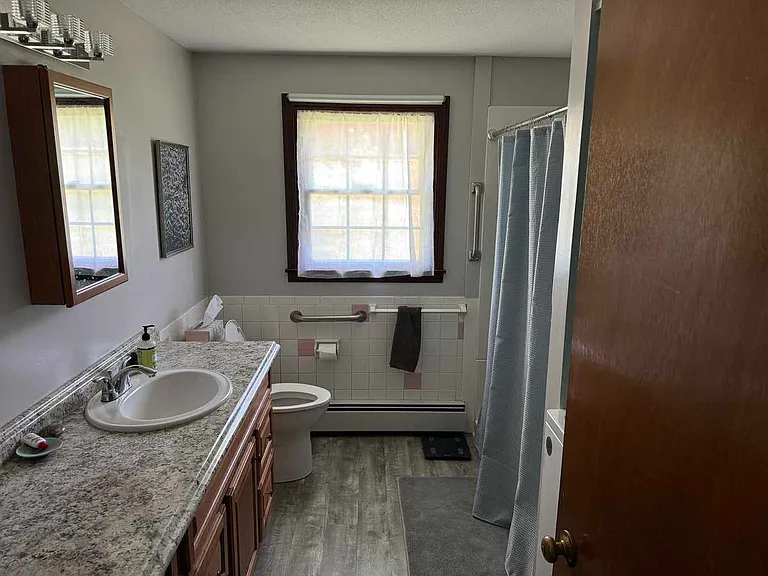 163 River Dr — Photo 8