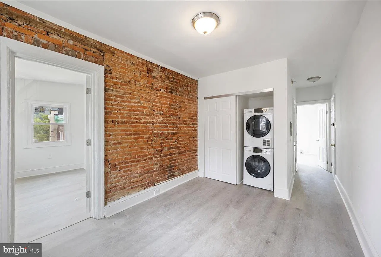 1 bed, 1.0 bath, 650 sqft, $1,100 — Photo 4