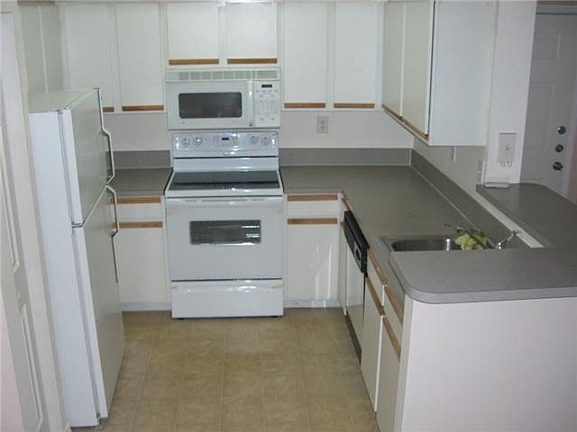 1st image of 100 SW 117th Ter APT 205