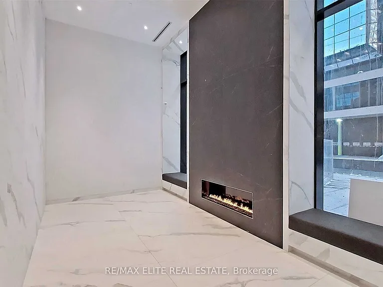 20 Edward St #1307 — Photo 7