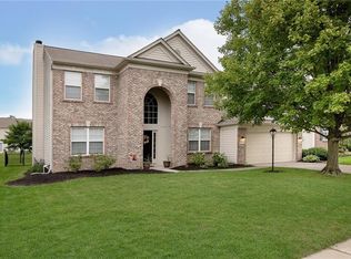 12088 Cobblestone Dr, Fishers, IN 46037