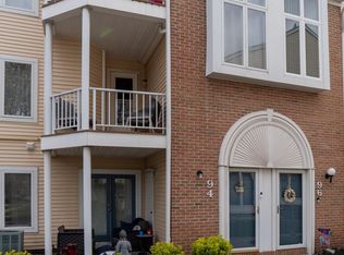 94 Catherine Ct, Levittown, PA